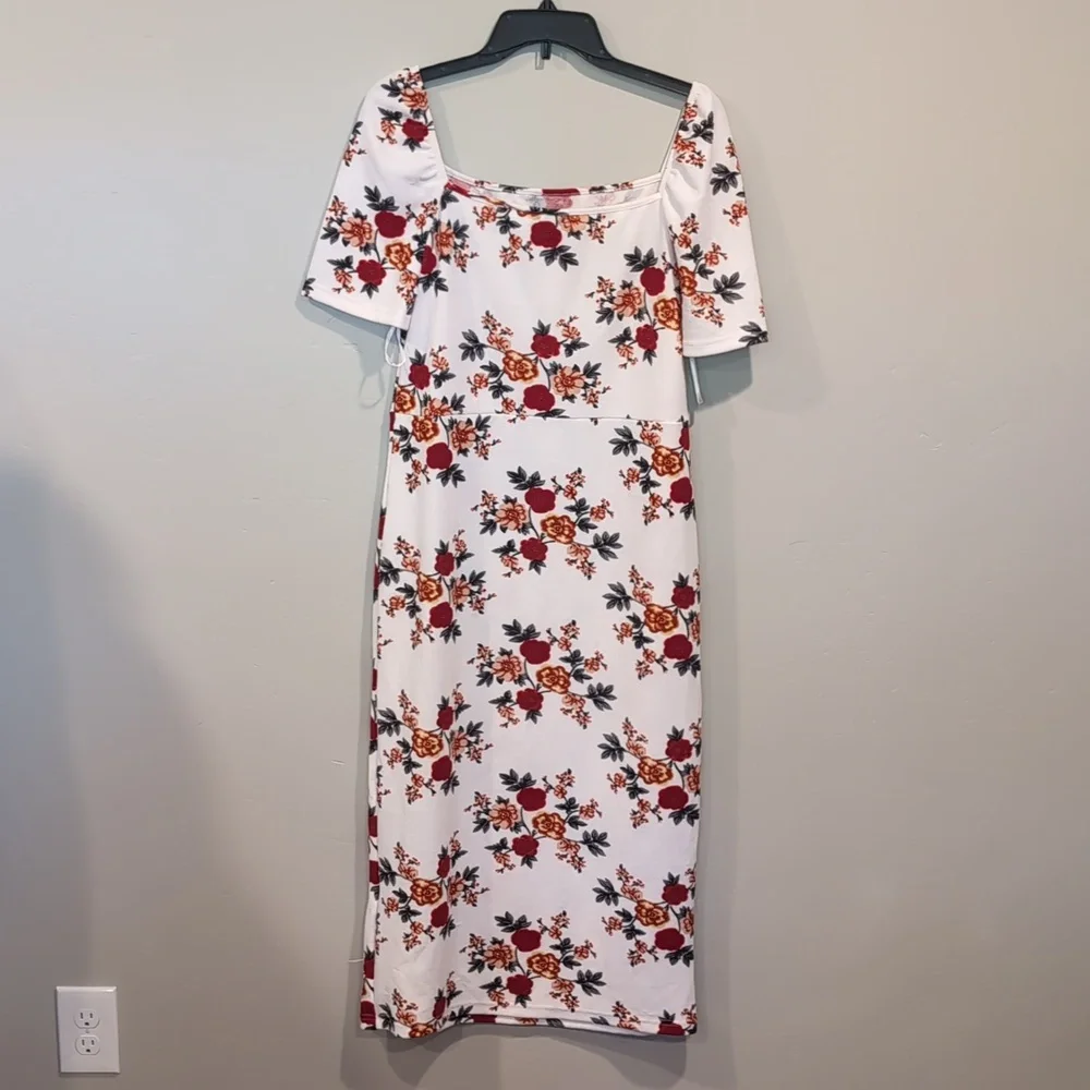 SHEIN White And Red Floral Square Neck Short Sleeve Slit Front Midi Dress XXL